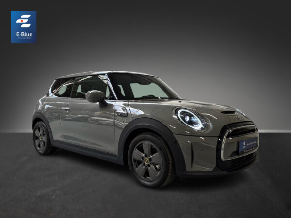 MINI COOPER SE ESSENTIAL - Image 8